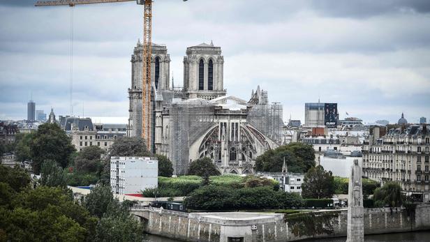 Elkezdhetik a Notre Dame felújítását