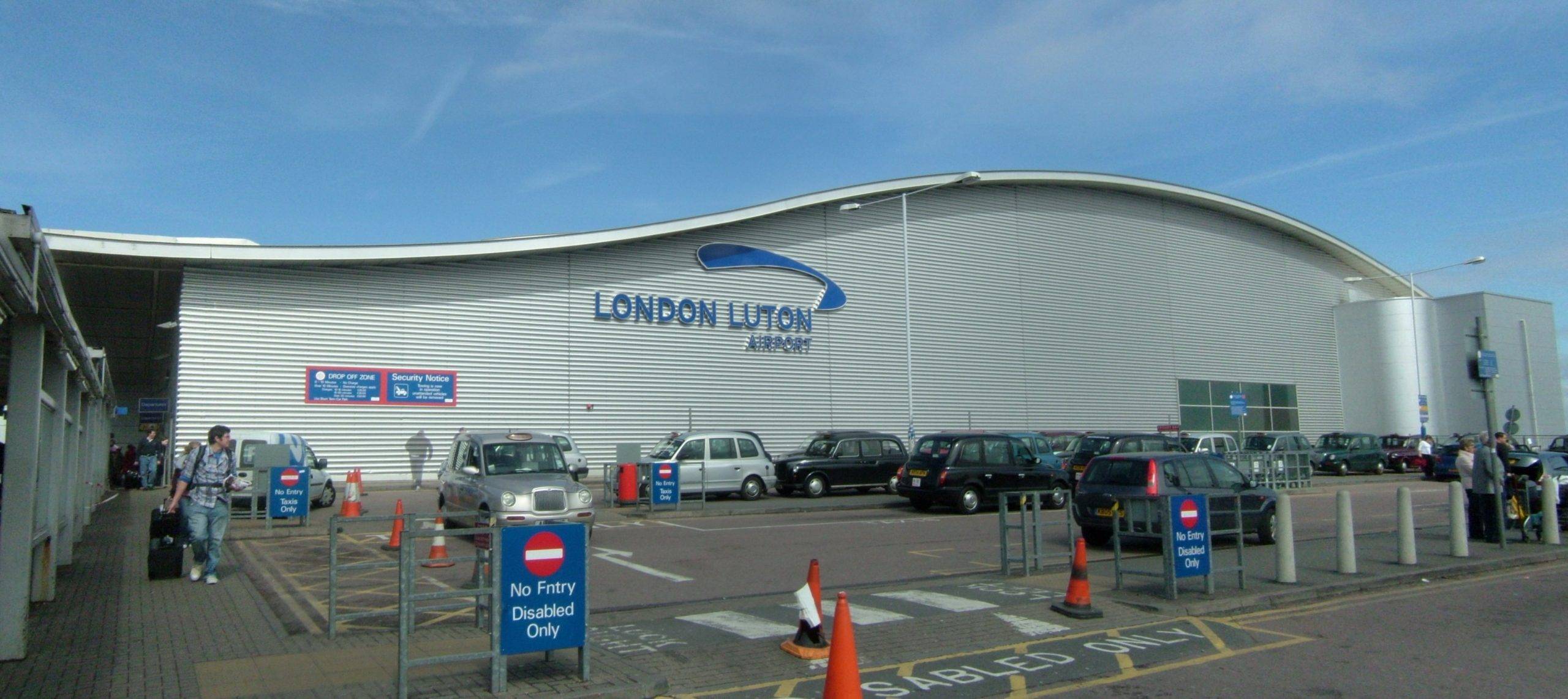 Luton_airport