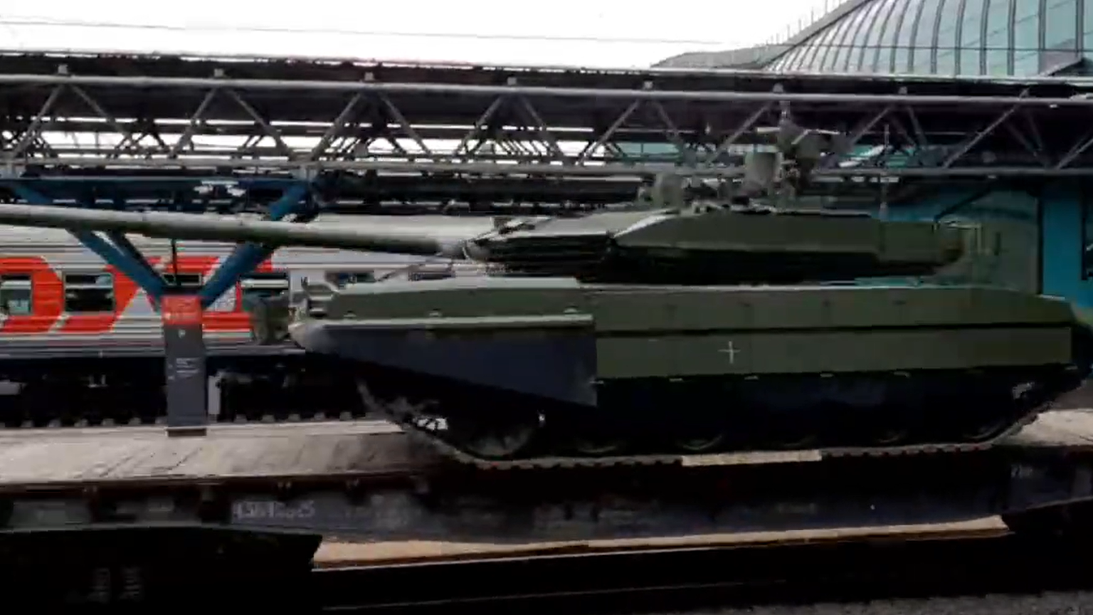 Az oroszok T 90-eseket küldenek a frontra?